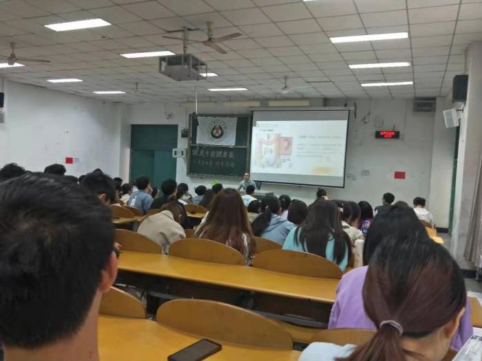 医疗1.jpg 医疗1.jpg