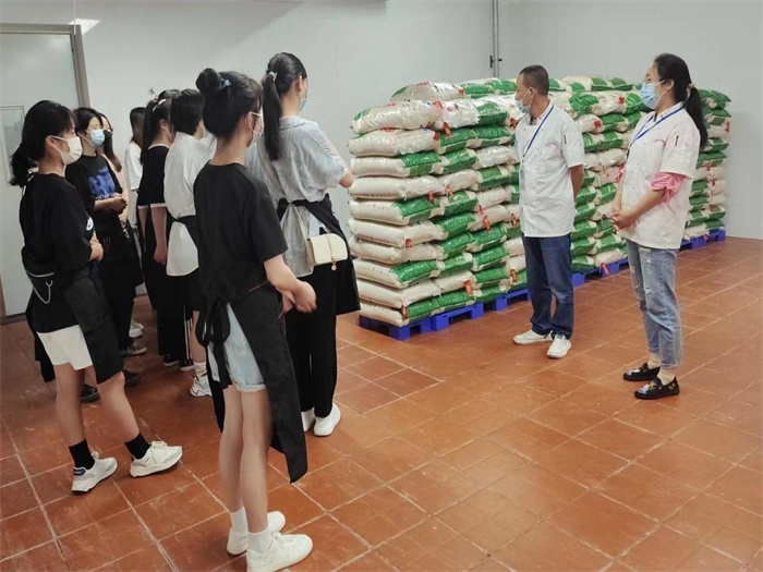 a处理4(1).jpg a处理4(1).jpg