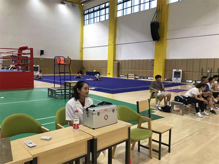 医疗2(1).jpg 医疗2(1).jpg