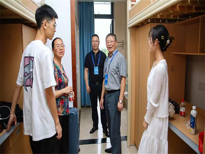 第二段第三段之间（3）.jpg