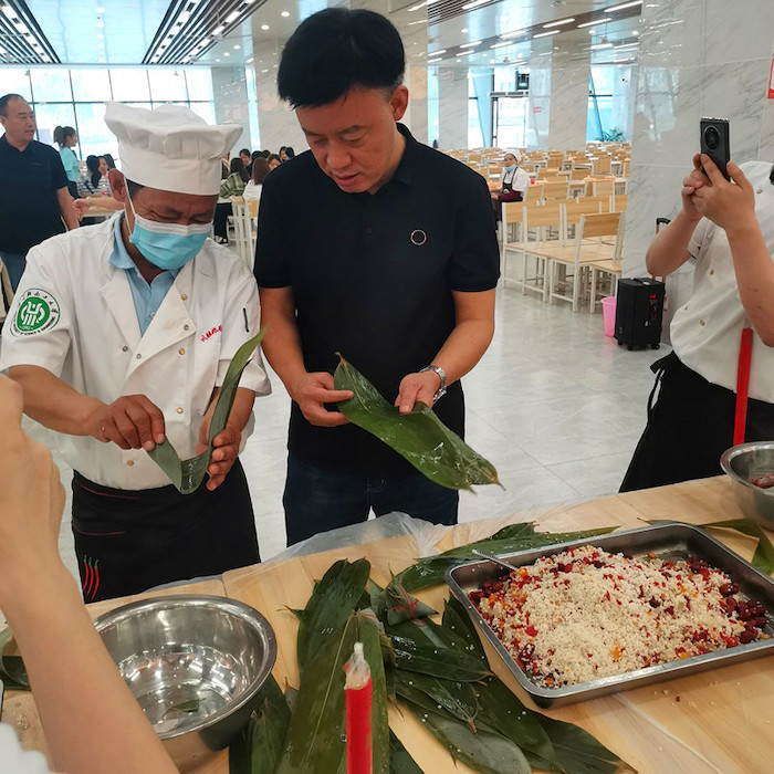 封处包粽子.jpg 封处包粽子.jpg