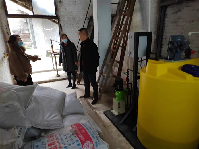 丁处亲临现场指导.jpg