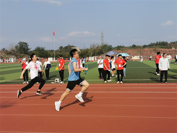 意气风发，斗志昂扬——第六工会在运动会上展现后勤风采06.jpg