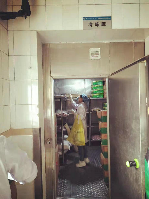 3.30核酸检测1.jpg 3.30核酸检测1.jpg