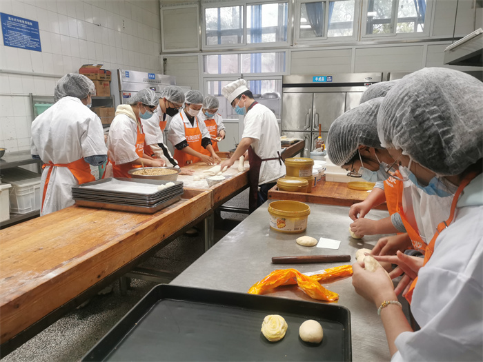 走进食堂，共建和谐校园03.jpg