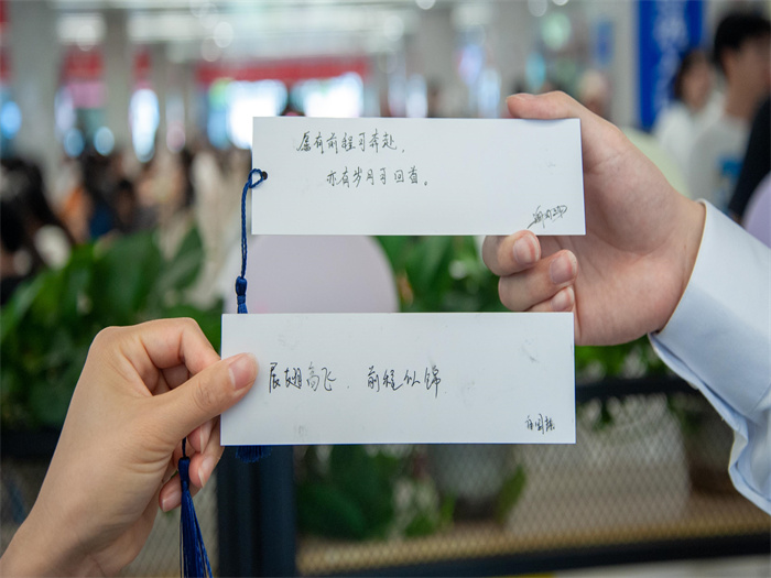 ZYX_6377(1).jpg ZYX_6377(1).jpg